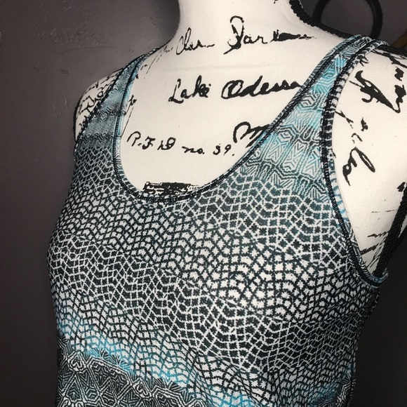 🔥3/$20🔥 prAna W’s Workout Tank Top - Picture 2 of 9